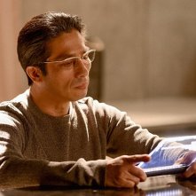 Extant: Hiroyuki Sanada nell'episodio A Pack of Cards