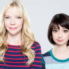 Garfunkel and Oates: Kate Micucci e Riki Lindhome in un'immagine promozionale