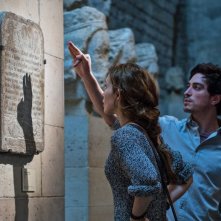 Necropolis - La città dei morti: Ben Feldman e Perdita Weeks in una scena