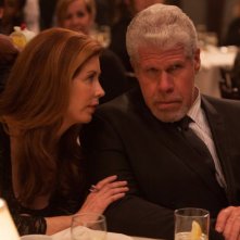 Hand of God: Ron Perlman in una scena del pilot