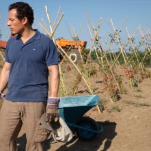 Stefano Accorsi in una scena de La nostra terra