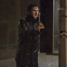 Dan Stevens in una scena de La preda perfetta