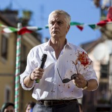 La nostra terra: Tommaso Ragno in una scena del film