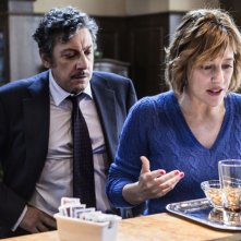 La buca: Sergio Castellitto insieme a Valeria Bruni Tedeschi in una scena del film