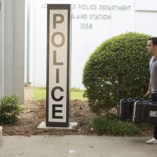 Bastardi in divisa: Jake M. Johnson e Damon Wayans Jr. in una scena