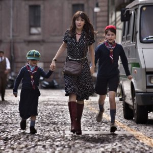 Qualunque cosa succeda. Giorgio Ambrosoli, una storia vera.: Anita Caprioli in una scena