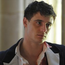 Max Irons in una scena di Posh