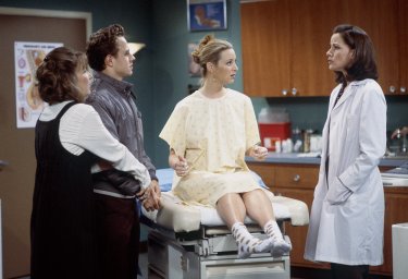 Friends: Giovanni Ribisi, Debra Jo Rupp e Lisa Kudrow nell'episodio La scommessa