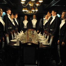 Posh: una scena solenne tratta dal film