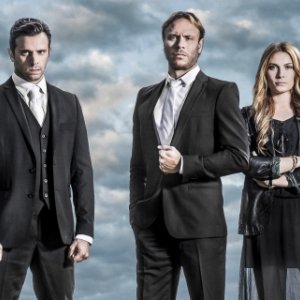 Thicker than Water: una foto promozionale del cast