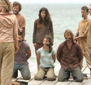 Lost: una scena dell'episodio Si vive insieme, si muore soli