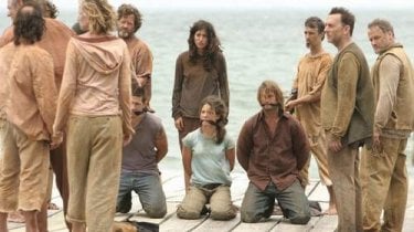 Lost: una scena dell'episodio Si vive insieme, si muore soli