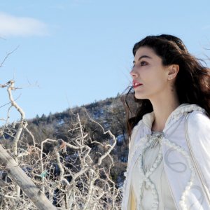 Romeo e Giulietta: Alessandra Mastronardi nei panni di Giulietta in una scena