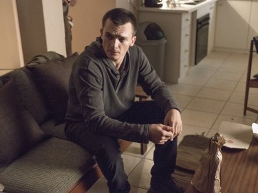 Homeland: una scena con Rupert Friend nell'episodio Trylon and Perisphere