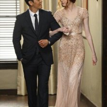 Selfie: Karen Gillan e John Cho nella premiere della serie