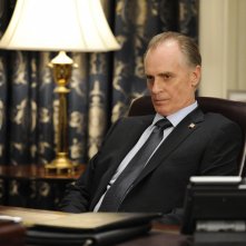 Madam Secretary: Keith Carradine in una scena della premiere della serie