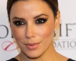 Eva Longoria produce il dramma politico Pair of Aces per ABC