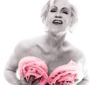 John Malkovich reinventa la fotografia con... John Malkovich