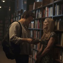 L'amore bugiardo - Gone Girl: Ben Affleck con Rosamund Pike in una scena