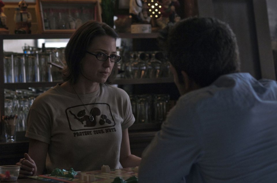 The lying love - Gone Girl: Carrie Coon and Ben Affleck in a scene