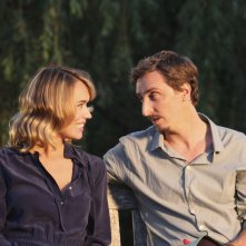 Pongo il cane milionario: Patricia Conde con Ivan Massagué in una scena