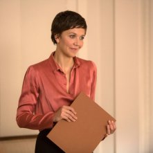 The Honourable Woman: un'immagine di  Maggie Gyllenhaal in una scena