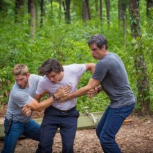 Under the Dome: Eddie Cahill, Mike Vogel e Allexander Koch nell'episodio Turn