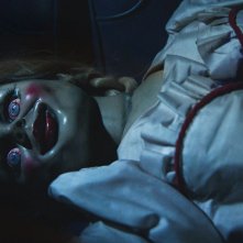 Annabelle: Annabelle, la bambola malefica, in una scena dell'horror
