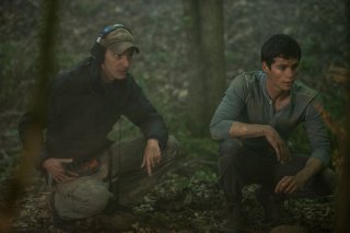 Maze Runner - Il labirinto: Dylan O'Brien con il regista Wes Ball sul set