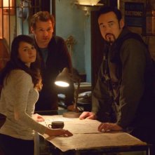 The Strain: Mia Maestro, Kevin Durand e Corey Stoll nell'episodio Last Rites