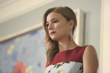 Revenge: Emily VanCamp nell'episodio Renaissance