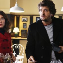 Soap Opera: Cristiana Capotondi con Fabio De Luigi in una scena del film