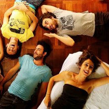 Fino a qui tutto bene: una scena di gruppo tratta dal film