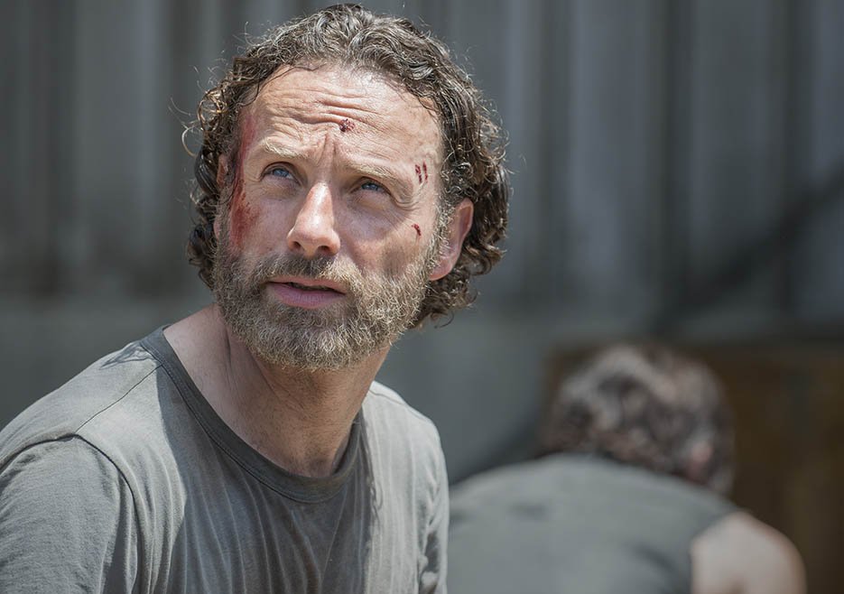 The Walking Dead: Andrew Lincoln in una scena dell'episodio No Sanctuary