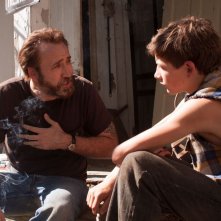 Nicolas Cage con Tye Sheridan in una scena del film Joe