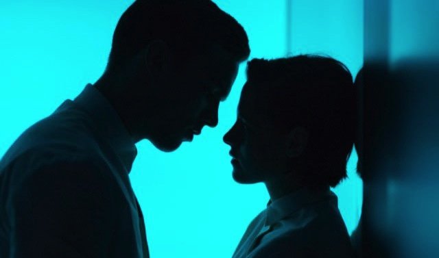 Equals: una romantica immagine di Nicholas Hoult e Kristen Stewart