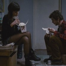 Medianeras - Innamorarsi a Buenos Aires: Inés Efron con Javier Drolas in una scena del film