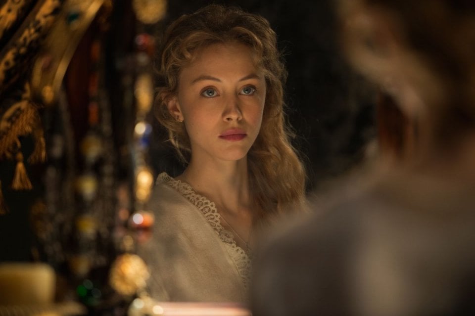 Sarah Gadon è Mirena in Dracula Untold