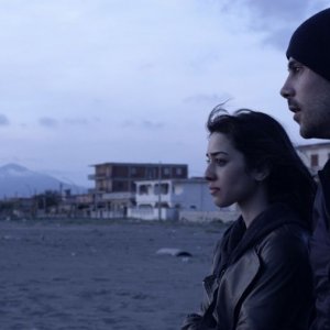 Perez.: Marco D'Amore e Simona Tabasco in una scena