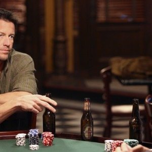 Desperate Housewives: James Denton in una scena dell'episodio Sorprese