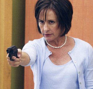 Desperate Housewives: Laurie Metcalf nell'episodio Bang