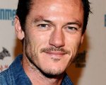 Luke Evans: 'In Dracula Untold, raccontiamo l'uomo dietro il vampiro'