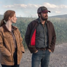 Interstellar: Jessica Chastain con Casey Affleck in una scena del film
