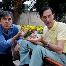 ...E fuori nevica!: Vincenzo Salemme con Nando Paone in una scena