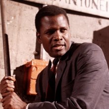 Sidney Poitier ne La calda notte dell'ispettore Tibbs