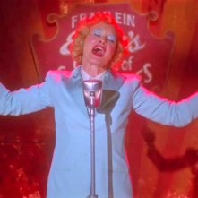 Jessica Lange in Monsters Among Us primo episodio di American Horror Story - Freakshow