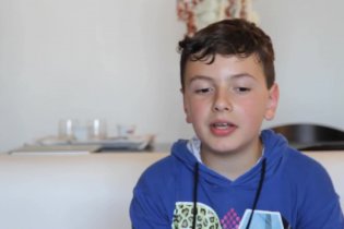 Clip 'La famiglia' - La scuola più bella del mondo