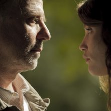 Gemma Bovery: Gemma Arterton in una romantica scena del film con Fabrice Luchini