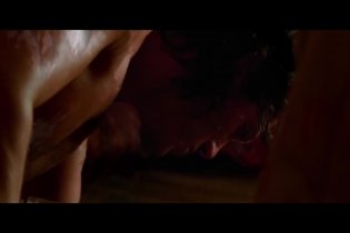 Clip 'Un debole per l'argento' - Dracula Untold