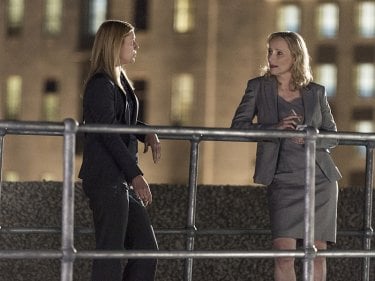 Homeland: Claire Danes in una scena dell'episodio Shalwar Kameez